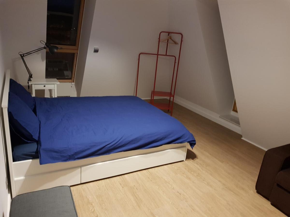 Oisin Wroclaw Apartamento Exterior foto